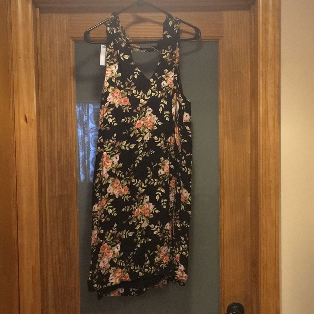 Casual Sleeveless Black Floral Dress